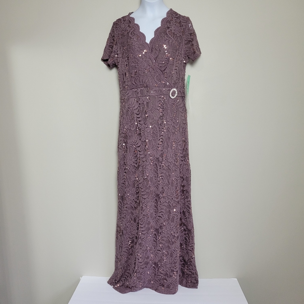 Candalite Petite Lace Overlay Full Gown Petite Medium Holiday Cocktail Wedding